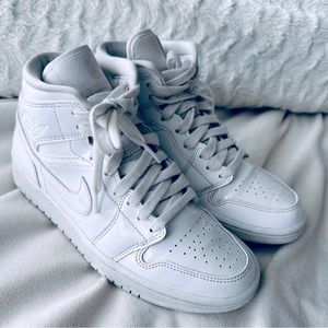 Nike Air Jordan 1 Mid
Triple White Patent Swoosh Old Schools